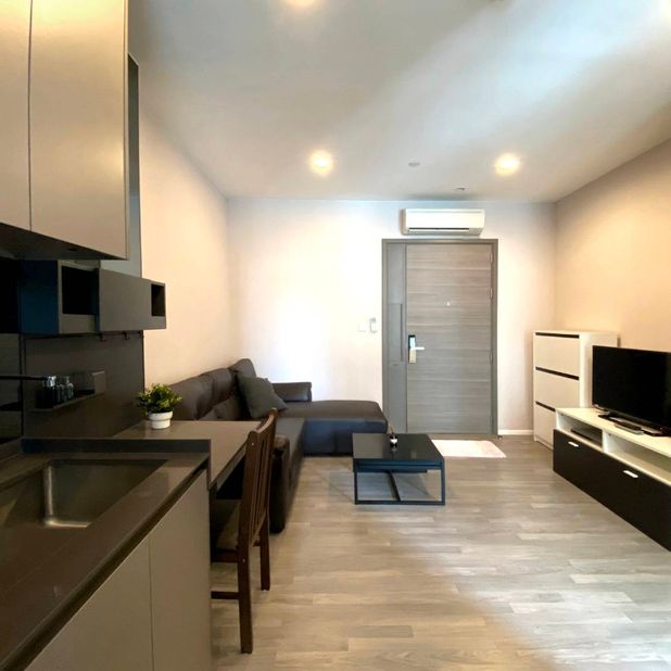 ขายคอนโดอ่อนนุช อุดมสุข : The Room 69 35 sq.m. Eng 中 日 Please add LINE ID @806qphgn o8415o5483  Sell 4,999,999 B rent 19,000 B