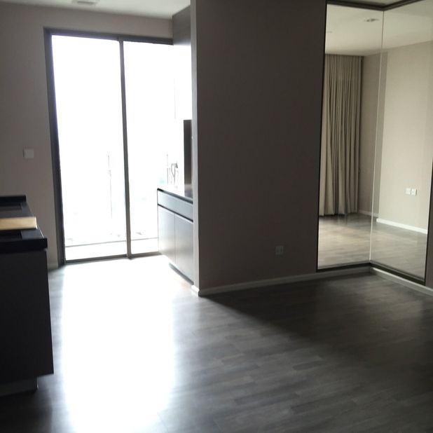 ขายคอนโดอ่อนนุช อุดมสุข : The Room 69 45 sq.m. Eng 中 日 Please add LINE ID @806qphgn o8415o5483 Sell 6,899,000 B rent 25,000 B