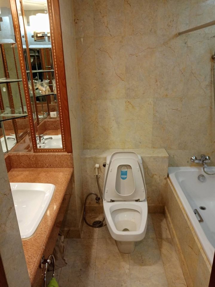 ให้เช่าคอนโดวิทยุ ชิดลม หลังสวน : President Place 2 Bed Please add Line ID @806qphgn o84-15o-5483 Thai-Eng-Chi-Jap Rent  46,999 B  Sell 12.5 MB