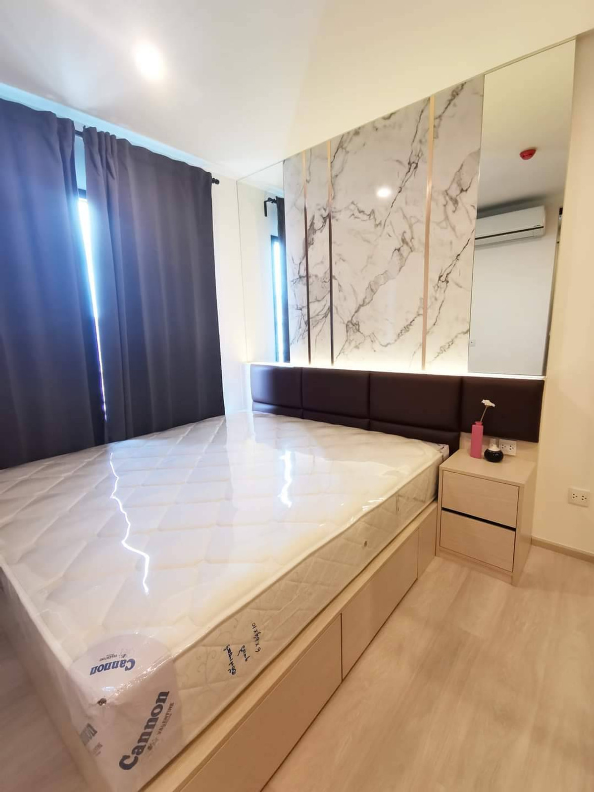 For RentCondoRama9, Petchburi, RCA : Life Asoke | 1 bedroom, separate dressing room 📞 Line:@pukkhome (with @ )