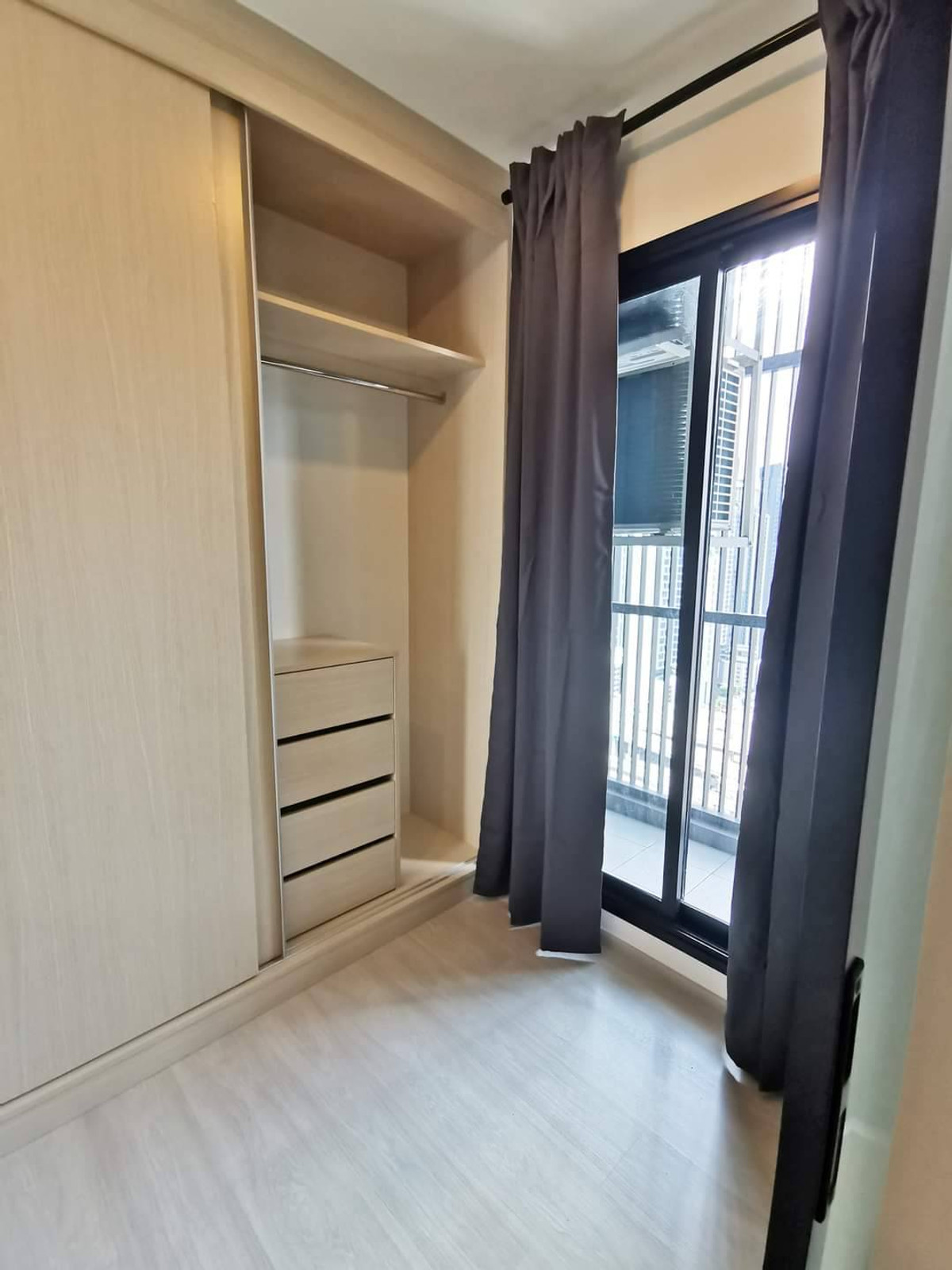 For RentCondoRama9, Petchburi, RCA : Life Asoke | 1 bedroom, separate dressing room 📞 Line:@pukkhome (with @ )