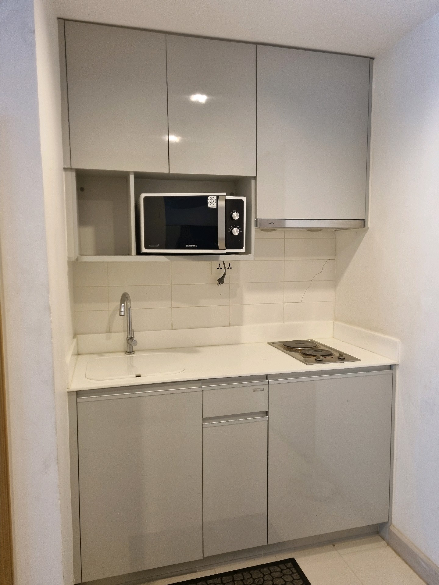 For RentCondoRama9, Petchburi, RCA : 🔥For urgent rent, 1 year contract, 1 month free 🔥Ideo Mobi Rama 9, fully furnished, ready to move in (building inspected by leading engineers)