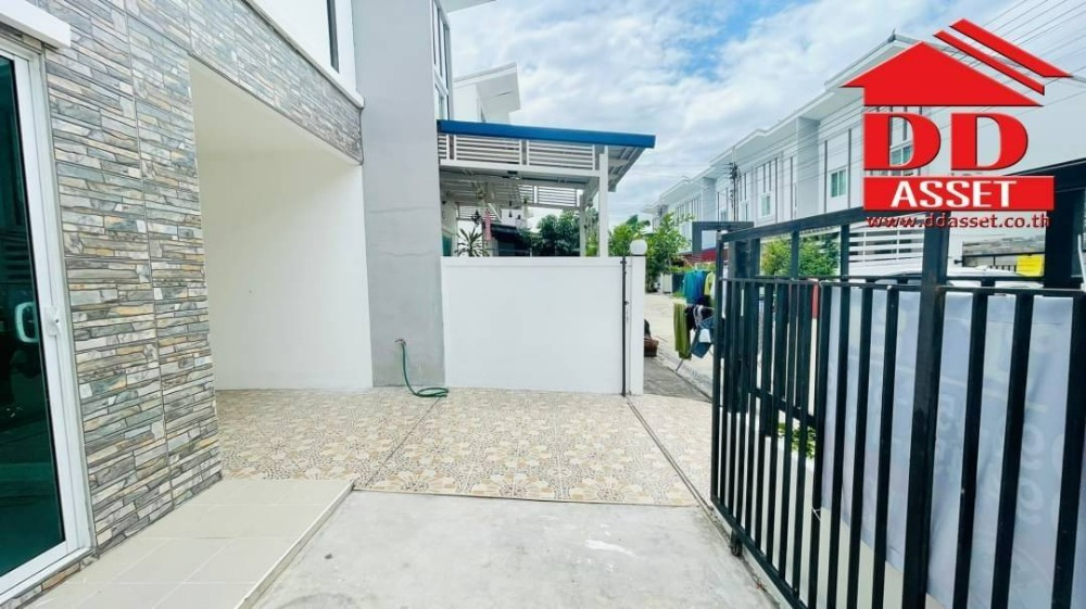 For SaleHouseNonthaburi, Bang Yai, Bangbuathong : Townhouse for sale Leo Nov Wongwaen - Pinklao Soi Wat Phra Non, Bang Yai District, Nonthaburi Province, MRT Sam Yaek Bang Yai