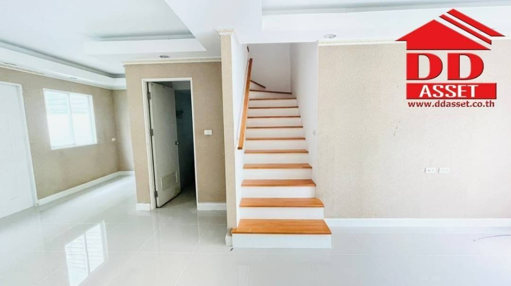 For SaleHouseNonthaburi, Bang Yai, Bangbuathong : Townhouse for sale Leo Nov Wongwaen - Pinklao Soi Wat Phra Non, Bang Yai District, Nonthaburi Province, MRT Sam Yaek Bang Yai