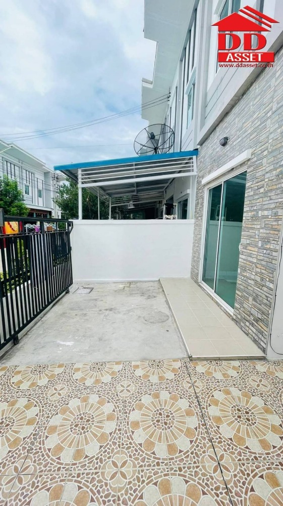 For SaleHouseNonthaburi, Bang Yai, Bangbuathong : Townhouse for sale Leo Nov Wongwaen - Pinklao Soi Wat Phra Non, Bang Yai District, Nonthaburi Province, MRT Sam Yaek Bang Yai
