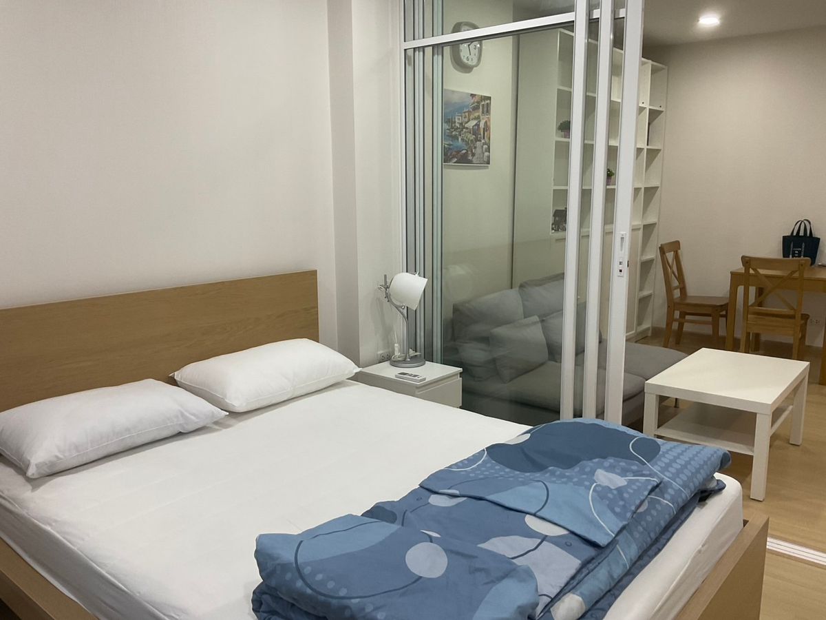 For RentCondoRamkhamhaeng, Hua Mak : For rent Supalai Veranda Ramkhamhaeng 59 sq m, Building C, 8th floor, size 59 sq m, east side, complete furniture and electrical appliances