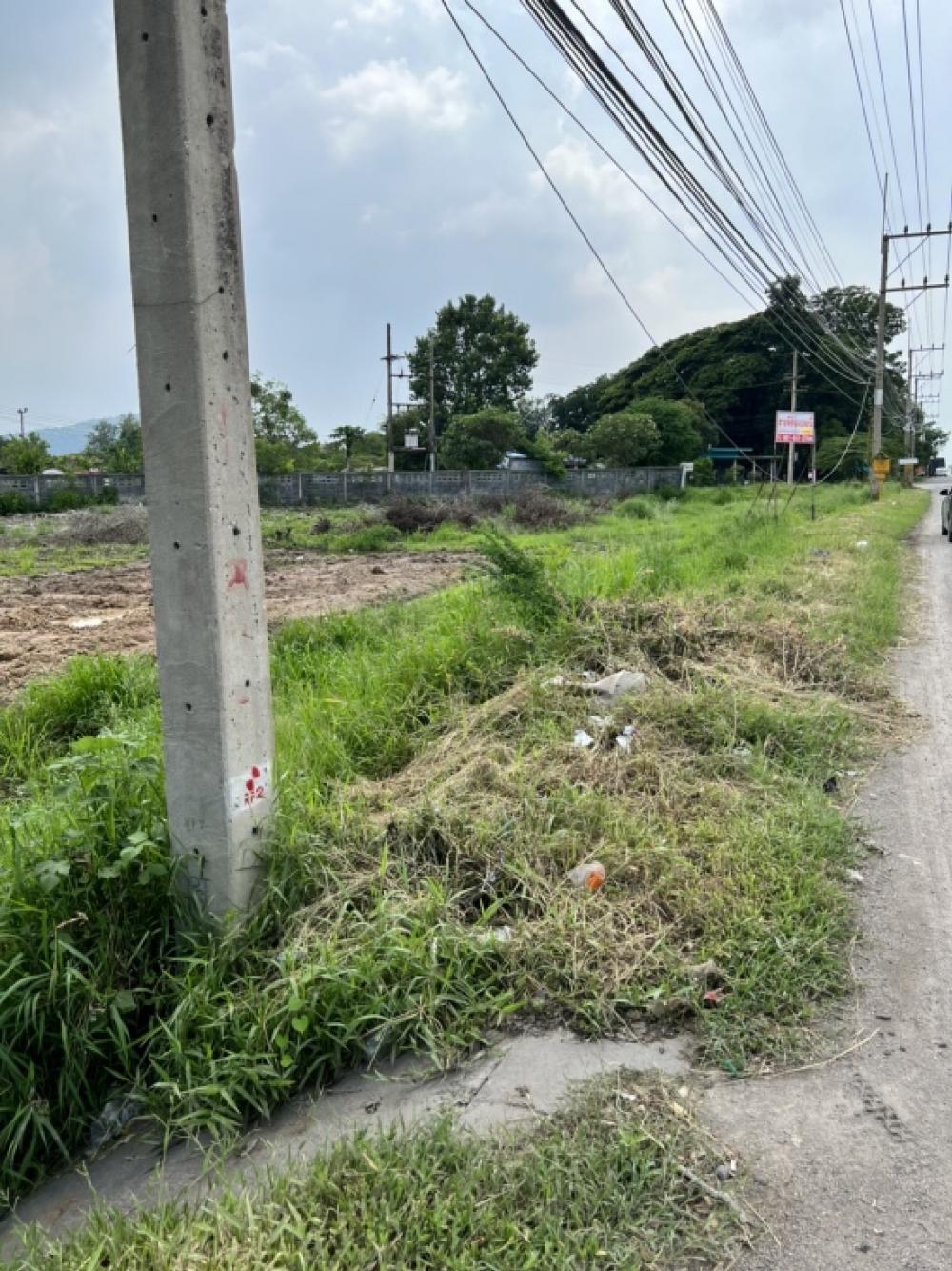 For SaleLandSaraburi : Land for sale in Kaeng Khoi District, Saraburi Province, on Mittraphap Road, Bangkok-bound side.