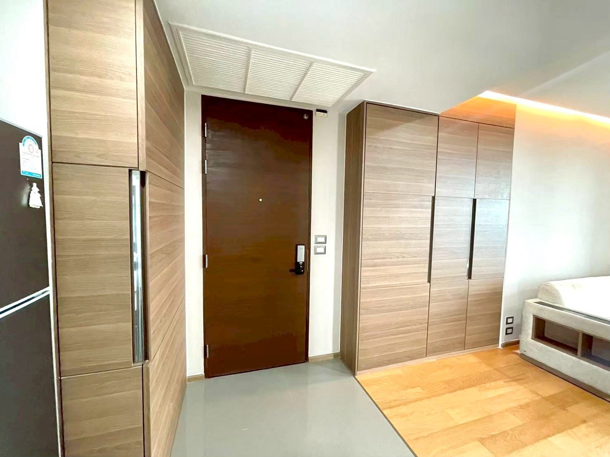 For RentCondoRama9, Petchburi, RCA : [ For rent ] The Address Asoke, high floor, wide room with furniture, prime location, MRT Phetchaburi, very good price / contact 065-8219716 ice