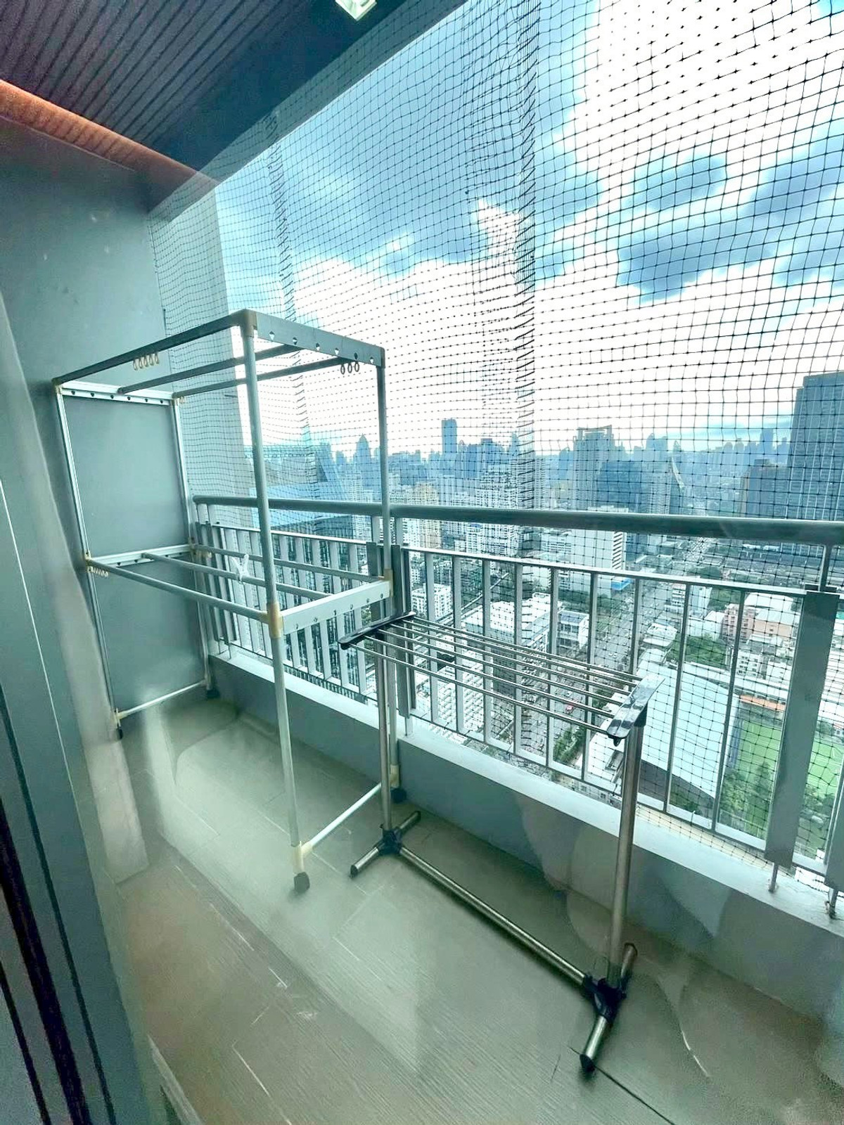 For RentCondoRama9, Petchburi, RCA : [ For rent ] The Address Asoke, high floor, wide room with furniture, prime location, MRT Phetchaburi, very good price / contact 065-8219716 ice