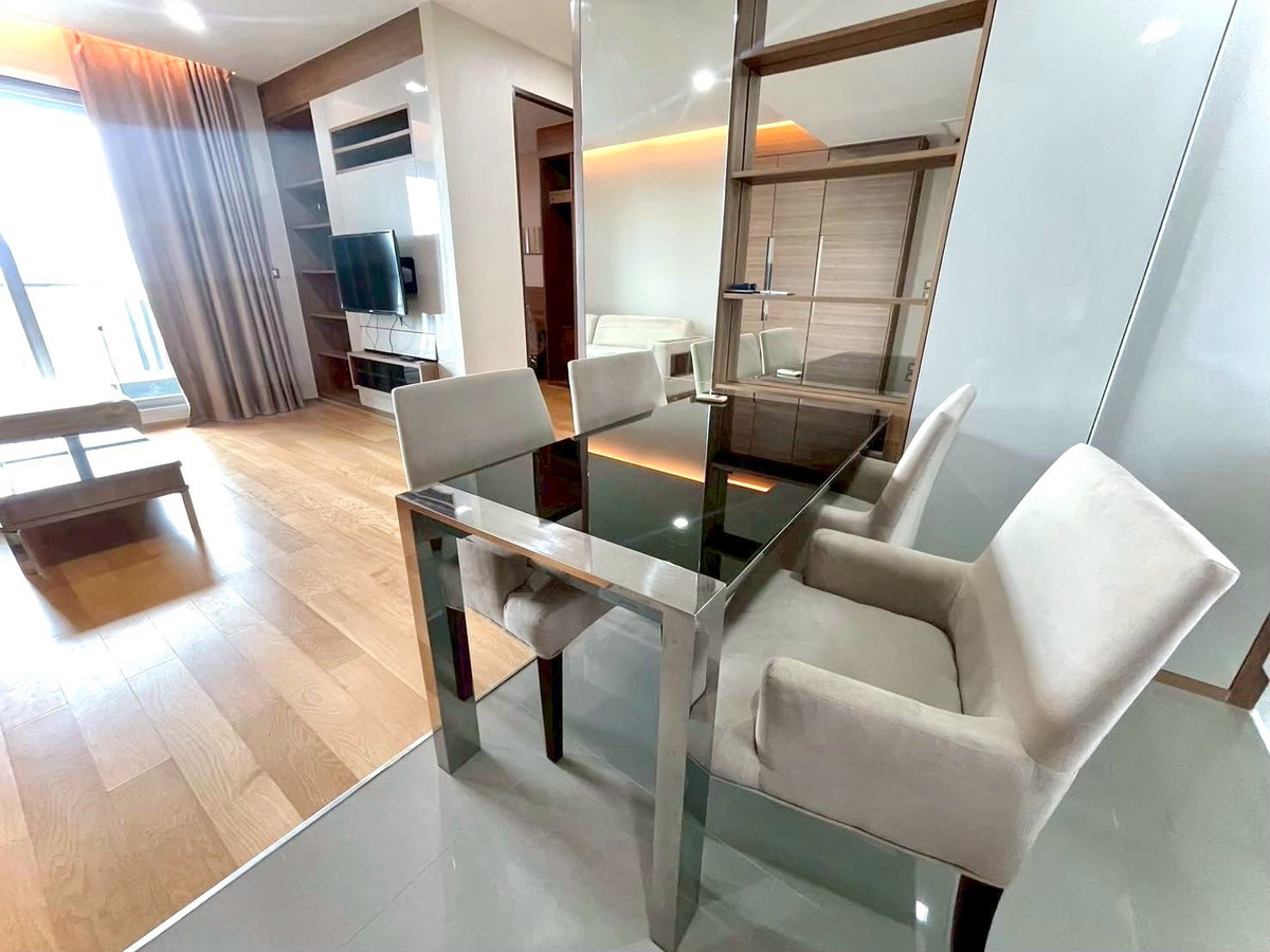 For RentCondoRama9, Petchburi, RCA : [ For rent ] The Address Asoke, high floor, wide room with furniture, prime location, MRT Phetchaburi, very good price / contact 065-8219716 ice