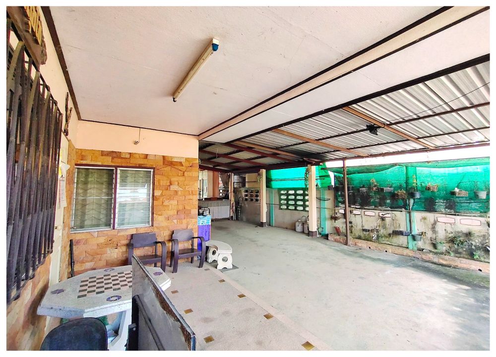 ขายบ้านเชียงราย : ขาย/เช่า บ้านหลังใหญ่ 2 ชั้น (5 ห้องนอน 4 ห้องน้ำ) ม.ออมสิน จ.เชียงราย