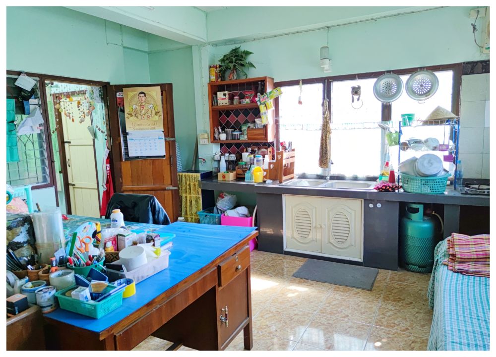 ขายบ้านเชียงราย : ขาย/เช่า บ้านหลังใหญ่ 2 ชั้น (5 ห้องนอน 4 ห้องน้ำ) ม.ออมสิน จ.เชียงราย