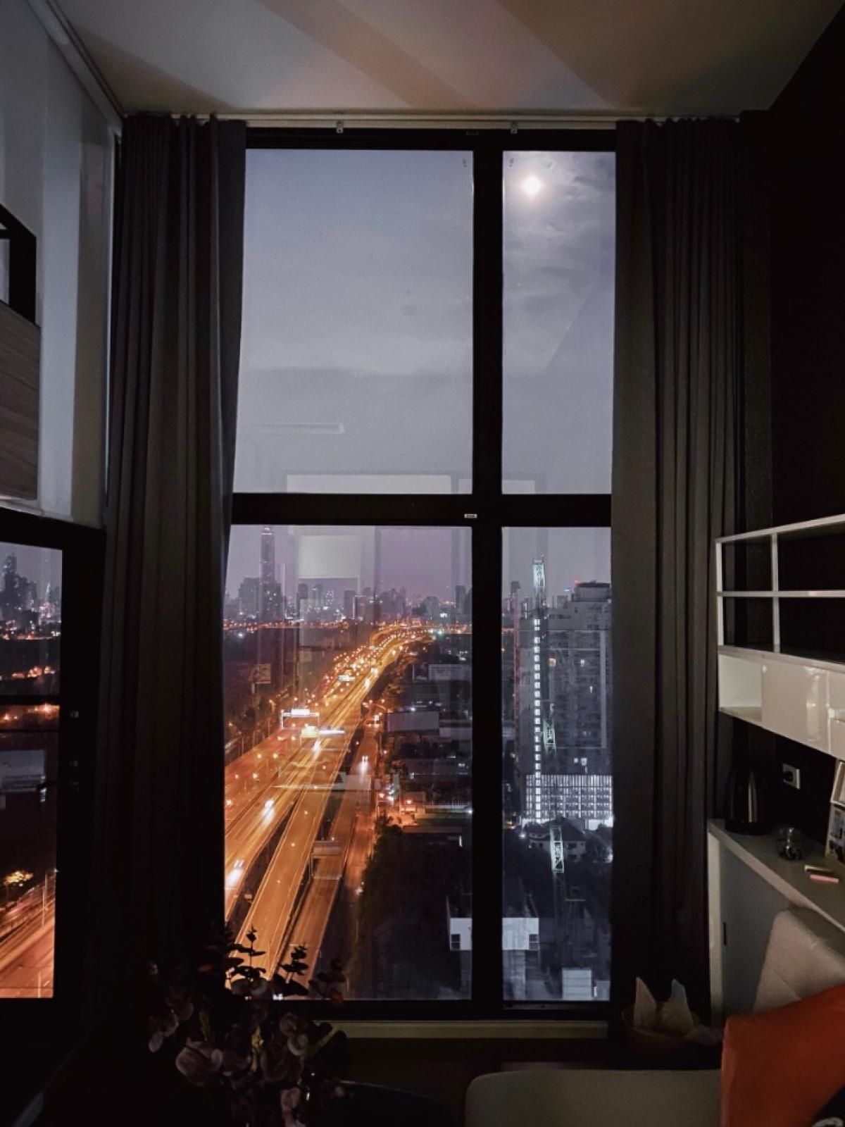 For SaleCondoRama9, Petchburi, RCA : For Sale Condo , Chewathai Residence Asoke , Duplex , MRT-Phra Ram 9 , Makkasan , Rat Thewi , Bangkok ,  CX-110079