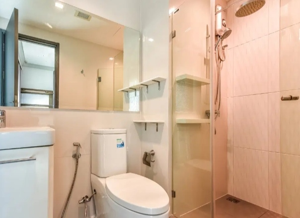 For RentCondoRatchathewi,Phayathai : Rhythm Rangnam 60 SQ.M. Please Add LLNE LD @806QPHGN O8415O5483 Ret 34,999 Sell 13.2 MB