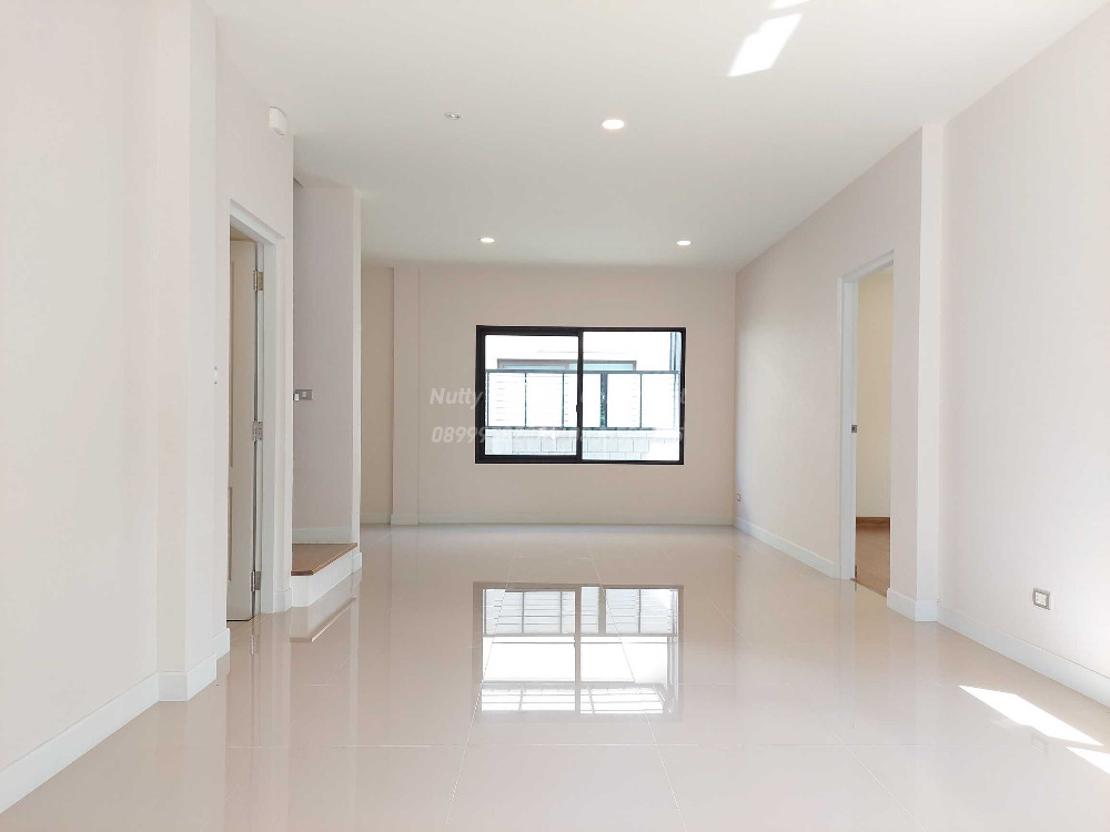 For SaleHouseBangna, Bearing, Lasalle : 4 bedroom detached house near Mega Bangna, Centro Bangna Km.7, has never lived.