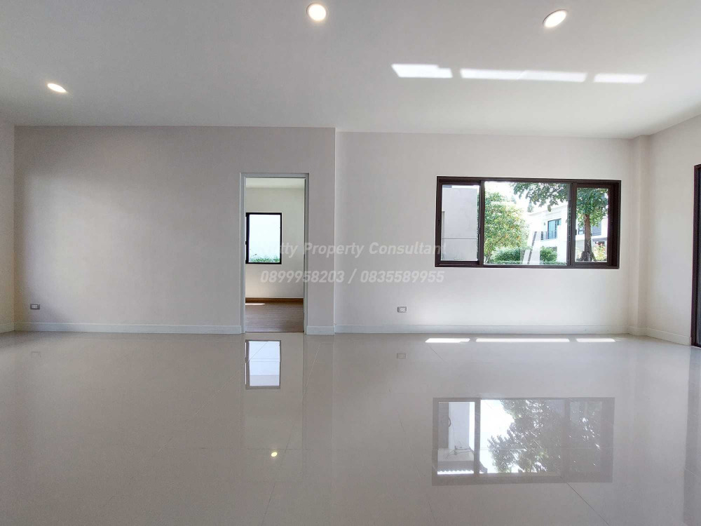 For SaleHouseBangna, Bearing, Lasalle : 4 bedroom detached house near Mega Bangna, Centro Bangna Km.7, has never lived.
