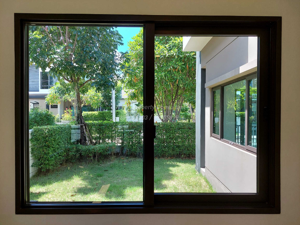 For SaleHouseBangna, Bearing, Lasalle : 4 bedroom detached house near Mega Bangna, Centro Bangna Km.7, has never lived.