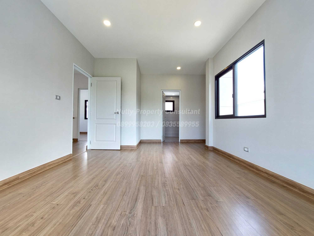 For SaleHouseBangna, Bearing, Lasalle : 4 bedroom detached house near Mega Bangna, Centro Bangna Km.7, has never lived.