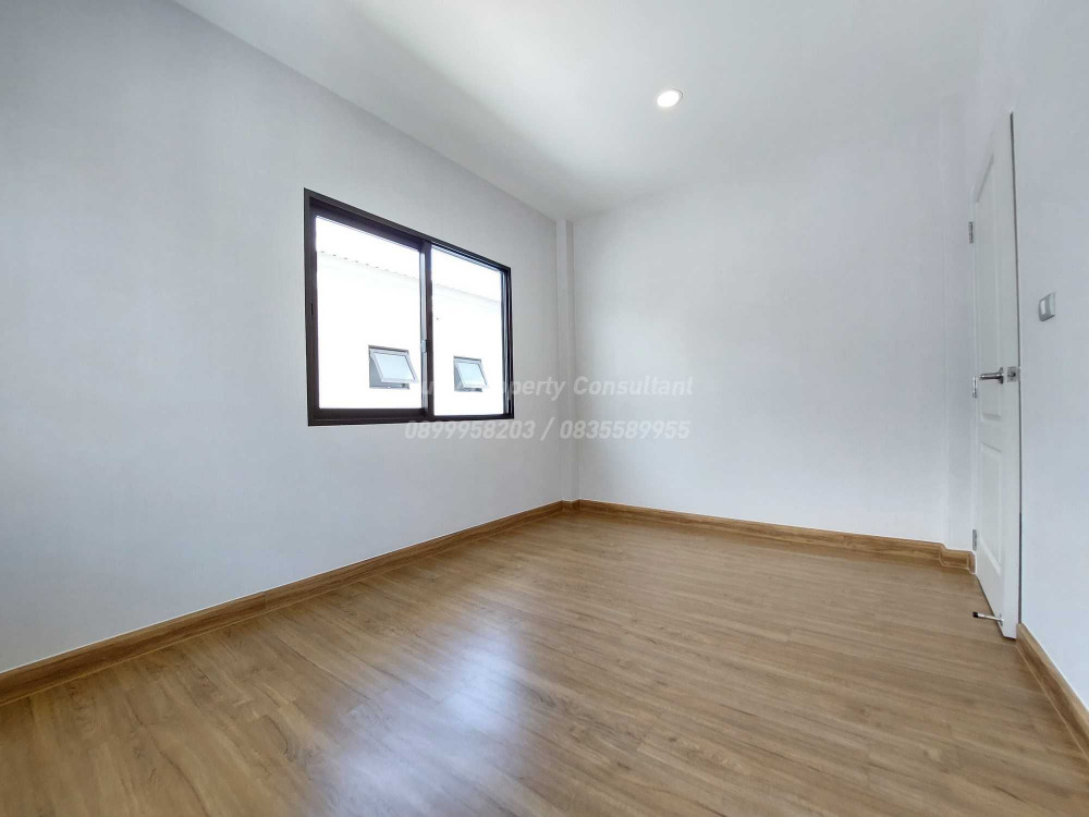 For SaleHouseBangna, Bearing, Lasalle : 4 bedroom detached house near Mega Bangna, Centro Bangna Km.7, has never lived.