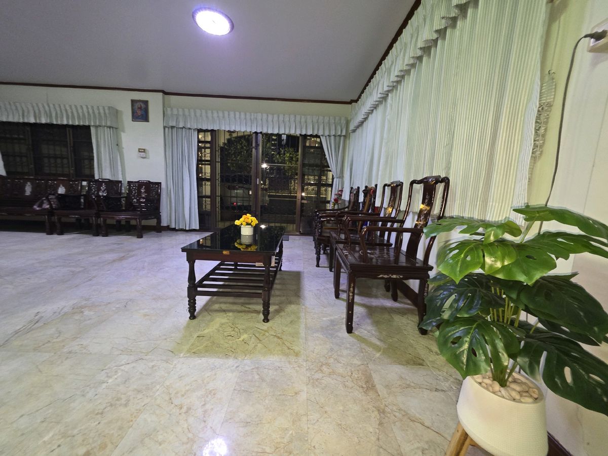 ขายบ้านรัชดา ห้วยขวาง : ขายบ้านเดี่ยวทำเลรัชดาสุทธิสาร พื้นที่107ตารางวา