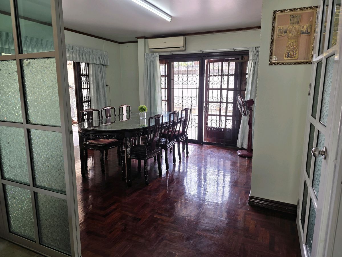 ขายบ้านรัชดา ห้วยขวาง : ขายบ้านเดี่ยวทำเลรัชดาสุทธิสาร พื้นที่107ตารางวา