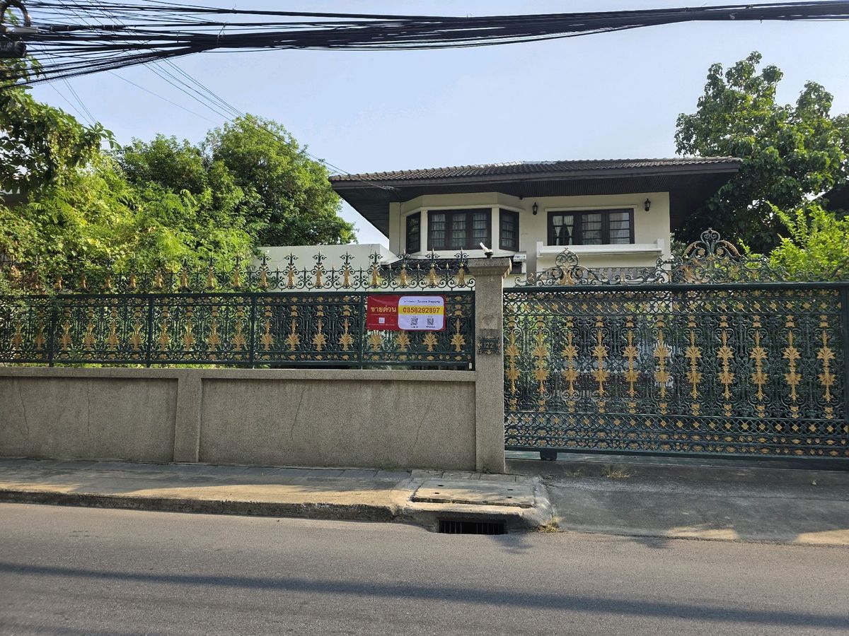 For SaleHouseRatchadapisek, Huaikwang, Suttisan : For Sale Detached House