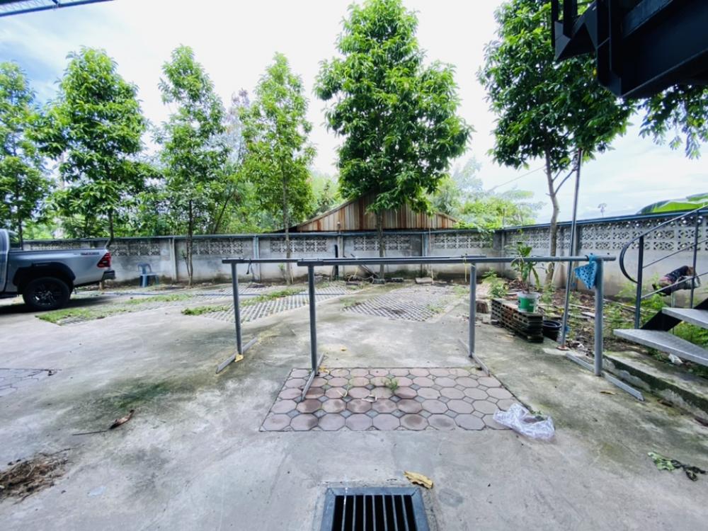 For RentWarehousePhutthamonthon, Salaya : 📌2-story warehouse office with large space, Ngiu Rai Subdistrict, near school.