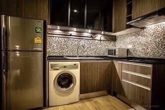 ขายคอนโดสุขุมวิท อโศก ทองหล่อ : For Sell : Noble Refine ห้องสวย Built-in ครบ -1BR