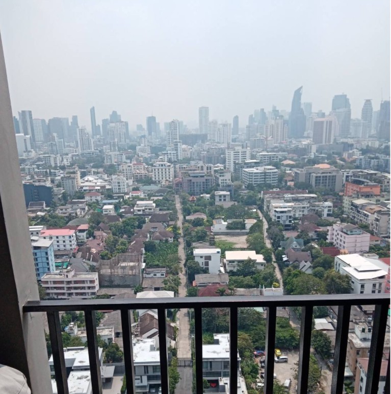 ขายคอนโดพระราม 9 เพชรบุรีตัดใหม่ RCA : The Niche Pride Thonglor Eng 中 日 Please add LINE ID @806qphgn o8415o5483 Sell 2,799,999 B rent 18,000 B