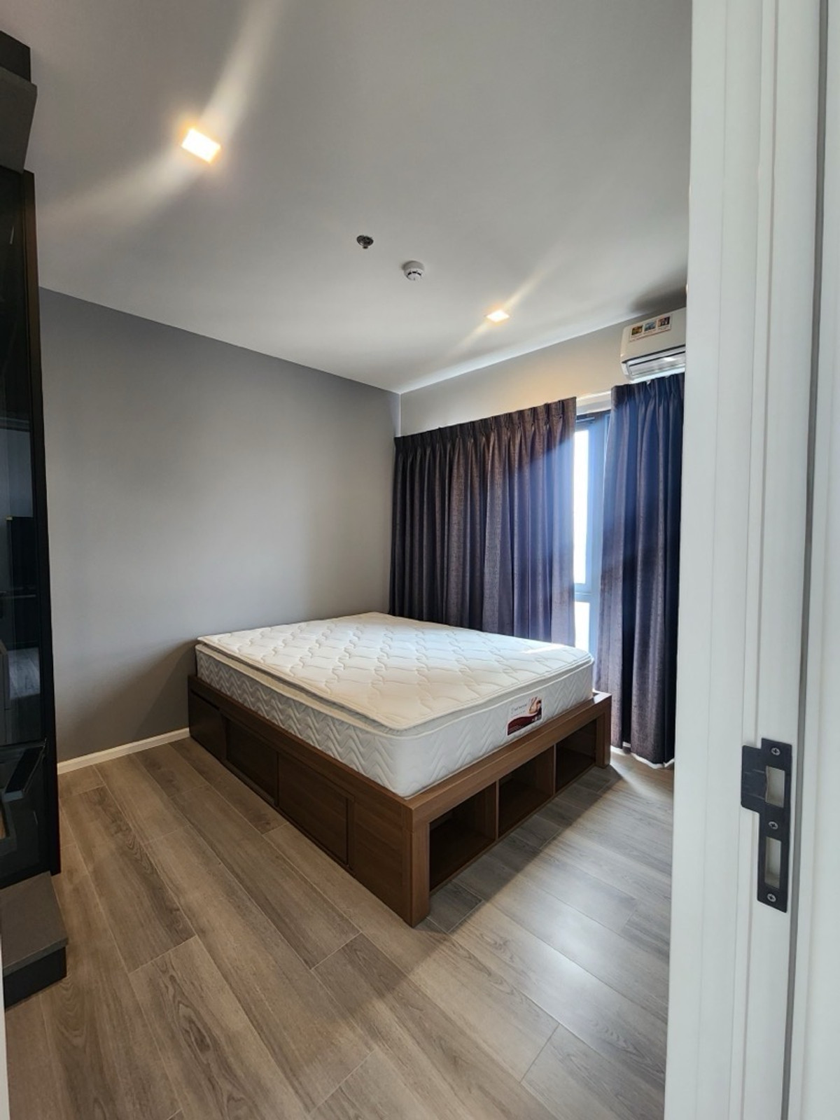 ขายดาวน์คอนโดพระราม 3 สาธุประดิษฐ์ : 🔥ขายด่วน 2 ห้องนอน วิวแม่น้ำ  ชั้นสูงหายาก  เดอะคีย์พระราม3