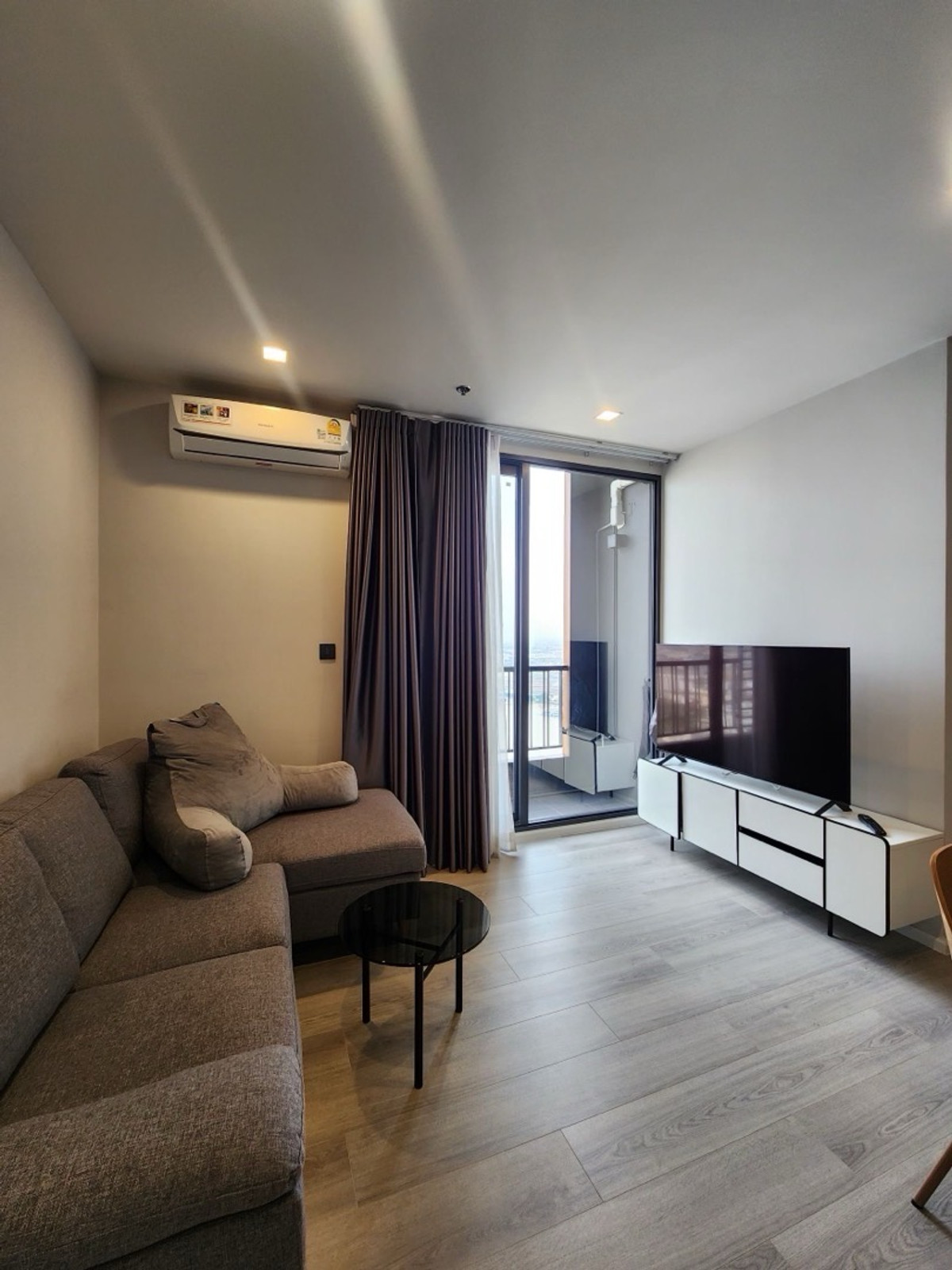 ให้เช่าคอนโดพระราม 3 สาธุประดิษฐ์ : 🔥เช่า2ห้องนอน2ห้องน้ำ ห้องสวย แต่ครบ ชั้นสูง วิวแม่น้ำ The key พระราม3