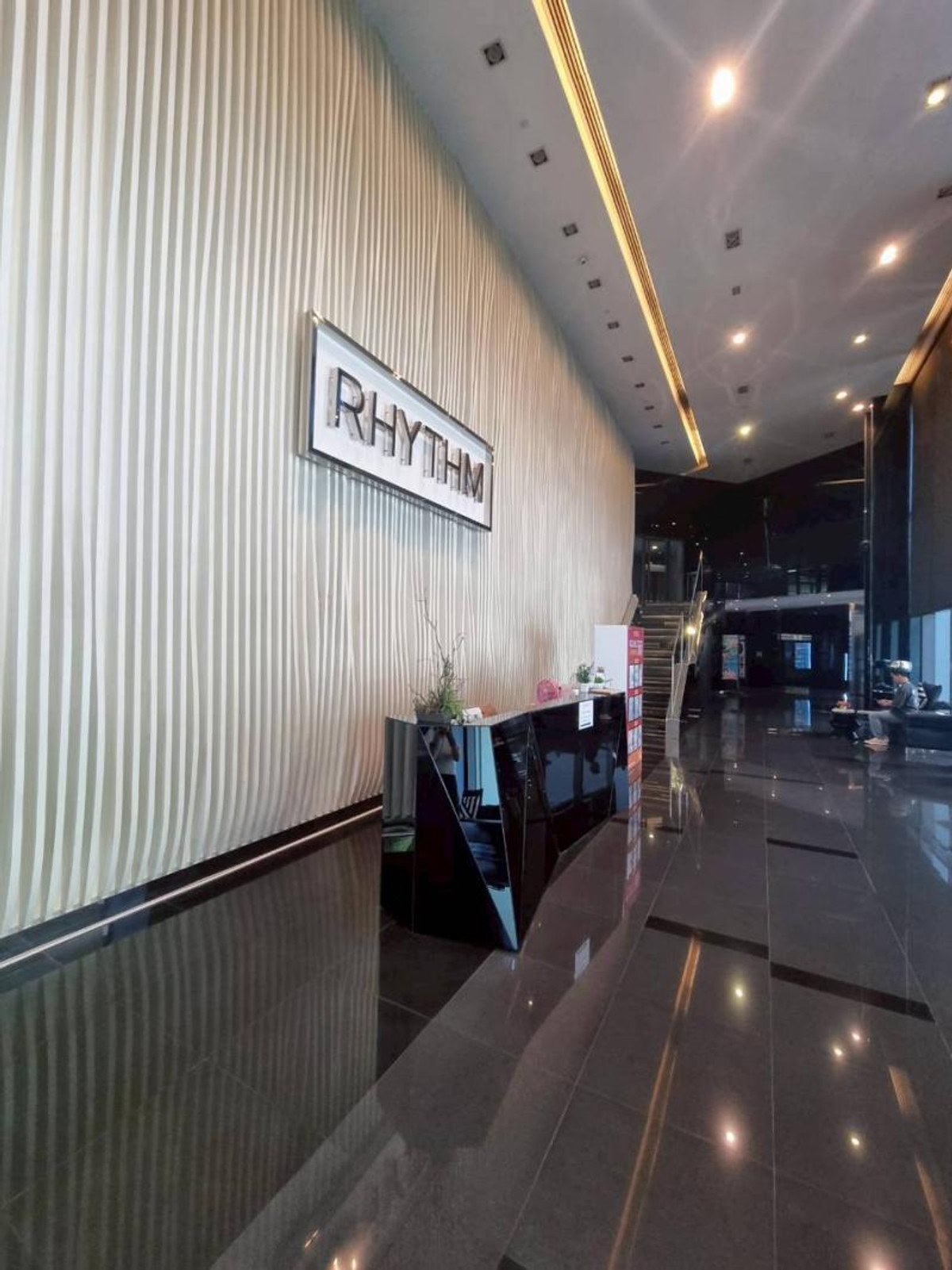 For SaleCondoOnnut, Udomsuk : FOR SALE condo , RHYTHM Sukhumvit 44/1 , BTS-Phra Khanong , Phra Khanong , Khlong Toei , Bangkok ,  CX-18246