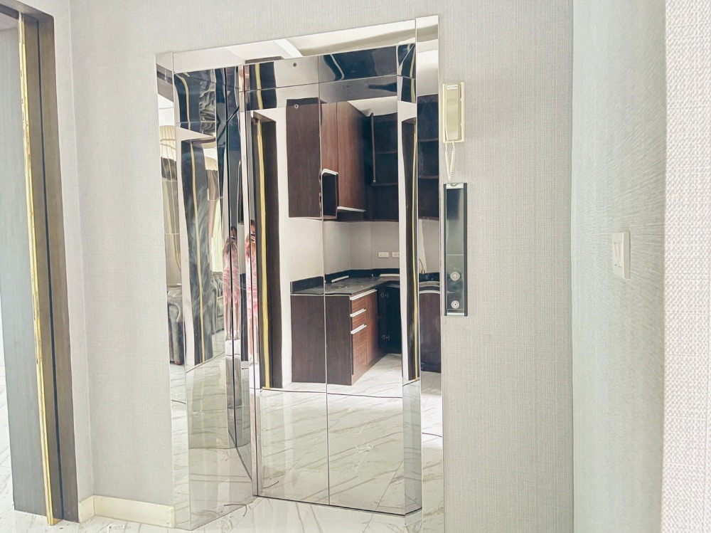 ให้เช่าโฮมออฟฟิศบางนา แบริ่ง ลาซาล : ให้เช่า Luxury Home Office 5 ชั้น