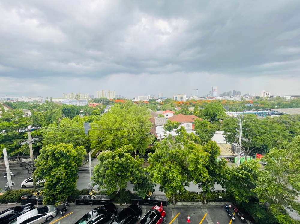 ให้เช่าโฮมออฟฟิศบางนา แบริ่ง ลาซาล : ให้เช่า Luxury Home Office 5 ชั้น