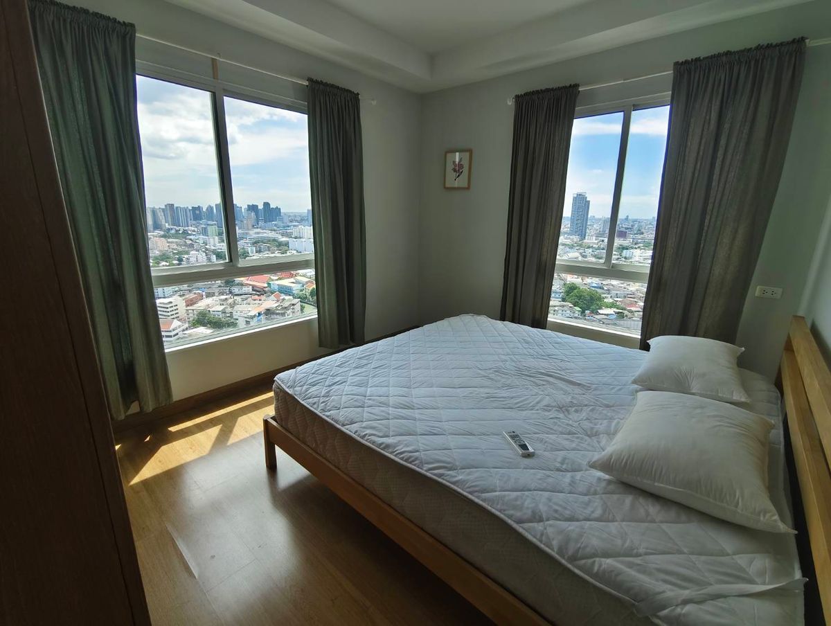 For SaleCondoWongwianyai, Charoennakor : OMGS1009  River view - 2 Bedroom unit / Urgent SELL @ [ Supalai River Resort ]