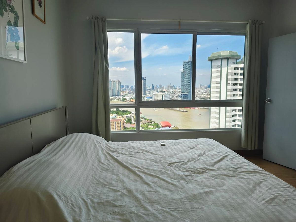 For SaleCondoWongwianyai, Charoennakor : OMGS1009  River view - 2 Bedroom unit / Urgent SELL @ [ Supalai River Resort ]