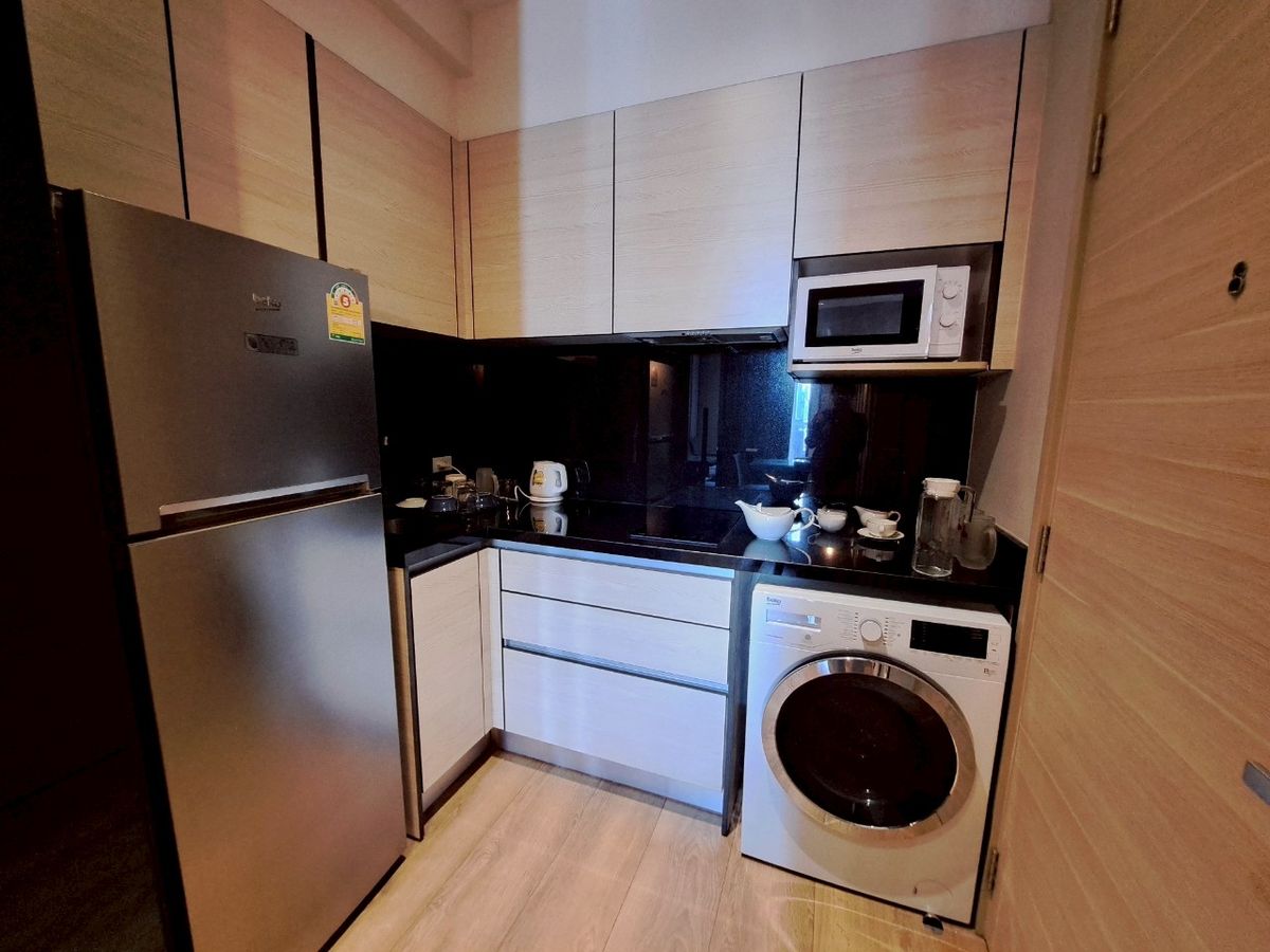 ให้เช่าคอนโดสุขุมวิท อโศก ทองหล่อ : Park 24 for rent , Nice owner Nice room