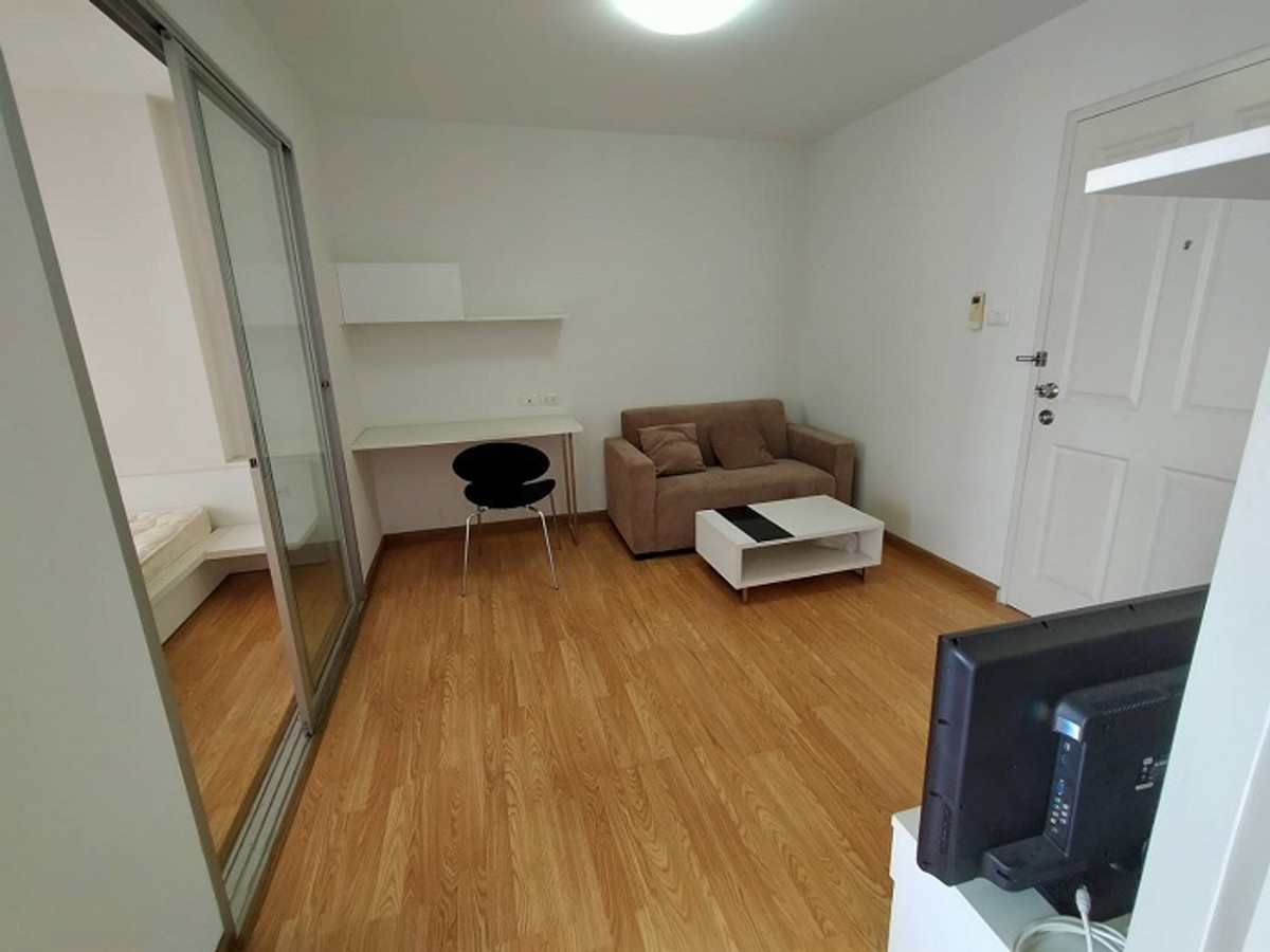 ให้เช่าคอนโดปิ่นเกล้า จรัญสนิทวงศ์ : 💖💖ให้เช่า!! คอนโด The Trust Residence Pinklao/ 1 Bed 29  ตรม. ราคา 8000  บาท/สนใจสอบถามได้นะคะ Line ID = atfirm2010💖💖