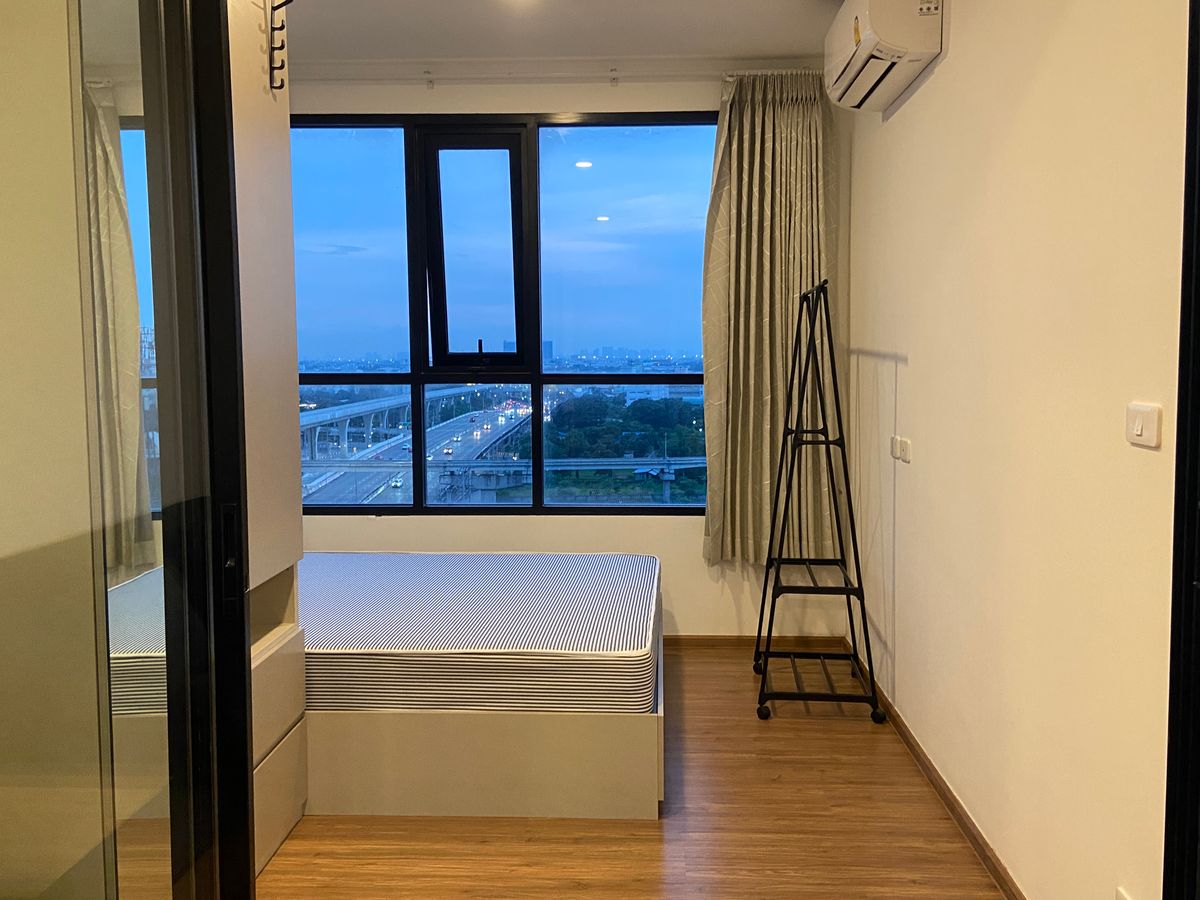 For RentCondoMin Buri, Romklao : 📢 Very beautiful room for rent 🔥🔥NEW🔥🔥 10th floor, corner room near orange and pink stations 🌈 sunset view complete facilities Central room + bedroom + kitchen + bathroom + beautiful balcony