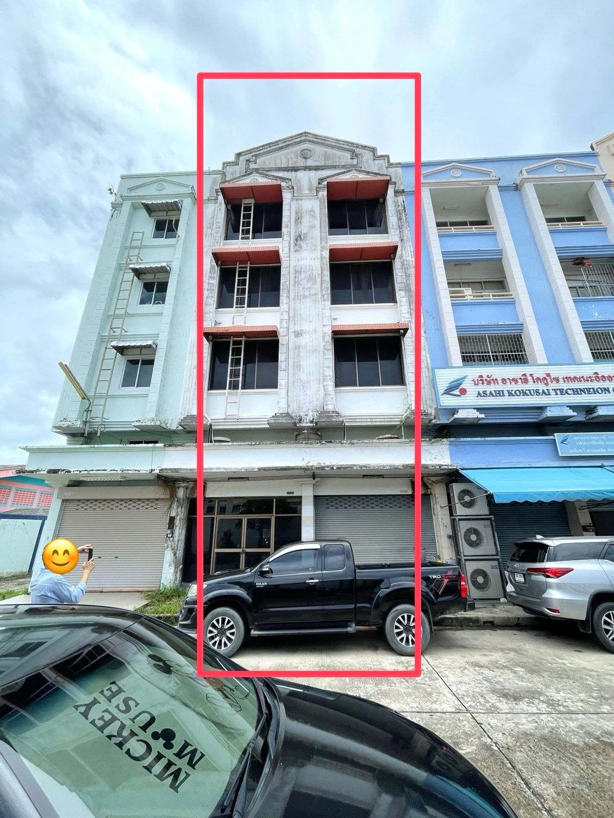 For SaleShop HouseRayong : Selling a commercial building - 2 booths on the main road, Ban Chang Place, Rayong, near the Department of Lands