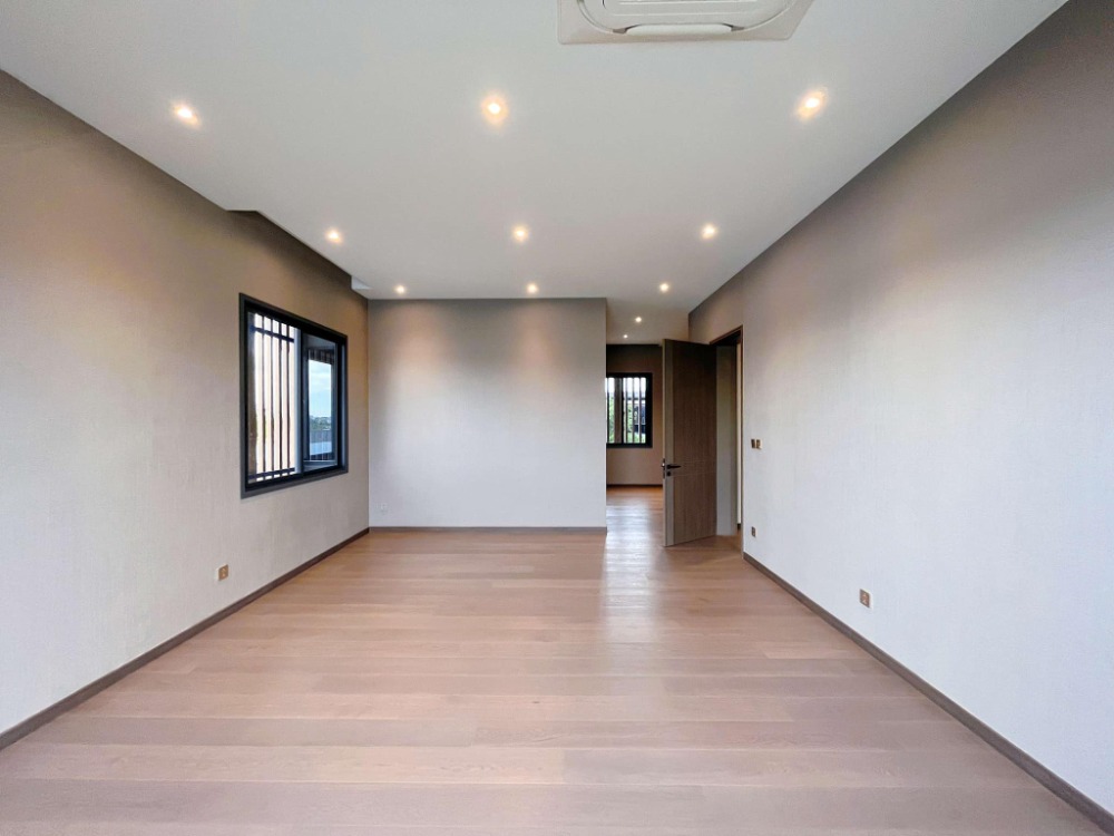 ขายบ้านลาดกระบัง สุวรรณภูมิ : เลค เลเจนด์ บางนา สุวรรณภูมิ  📞092-4252445 Lake Legend Bangna Suvarnabhumi Best Price 