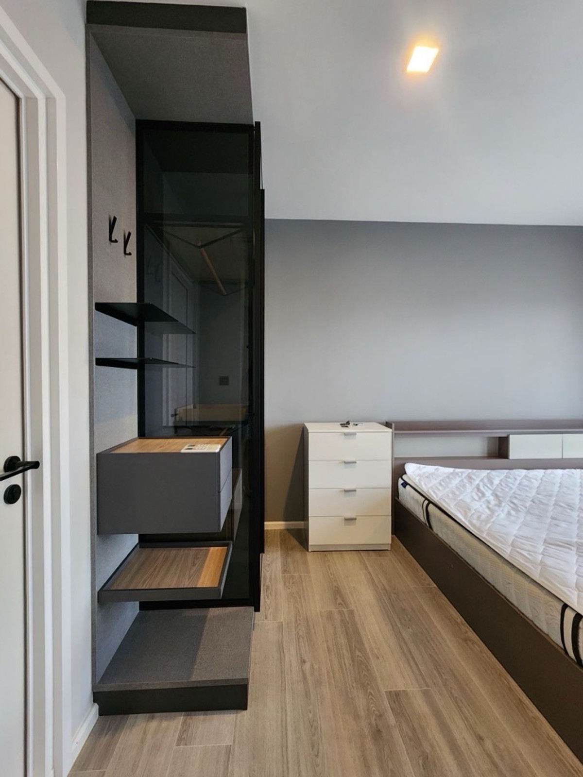 ขายคอนโดพระราม 3 สาธุประดิษฐ์ : 🔥ขายด่วน ห้อง พร้อมเฟอร์นิเจอร์ เดอะคีย์พระราม 3