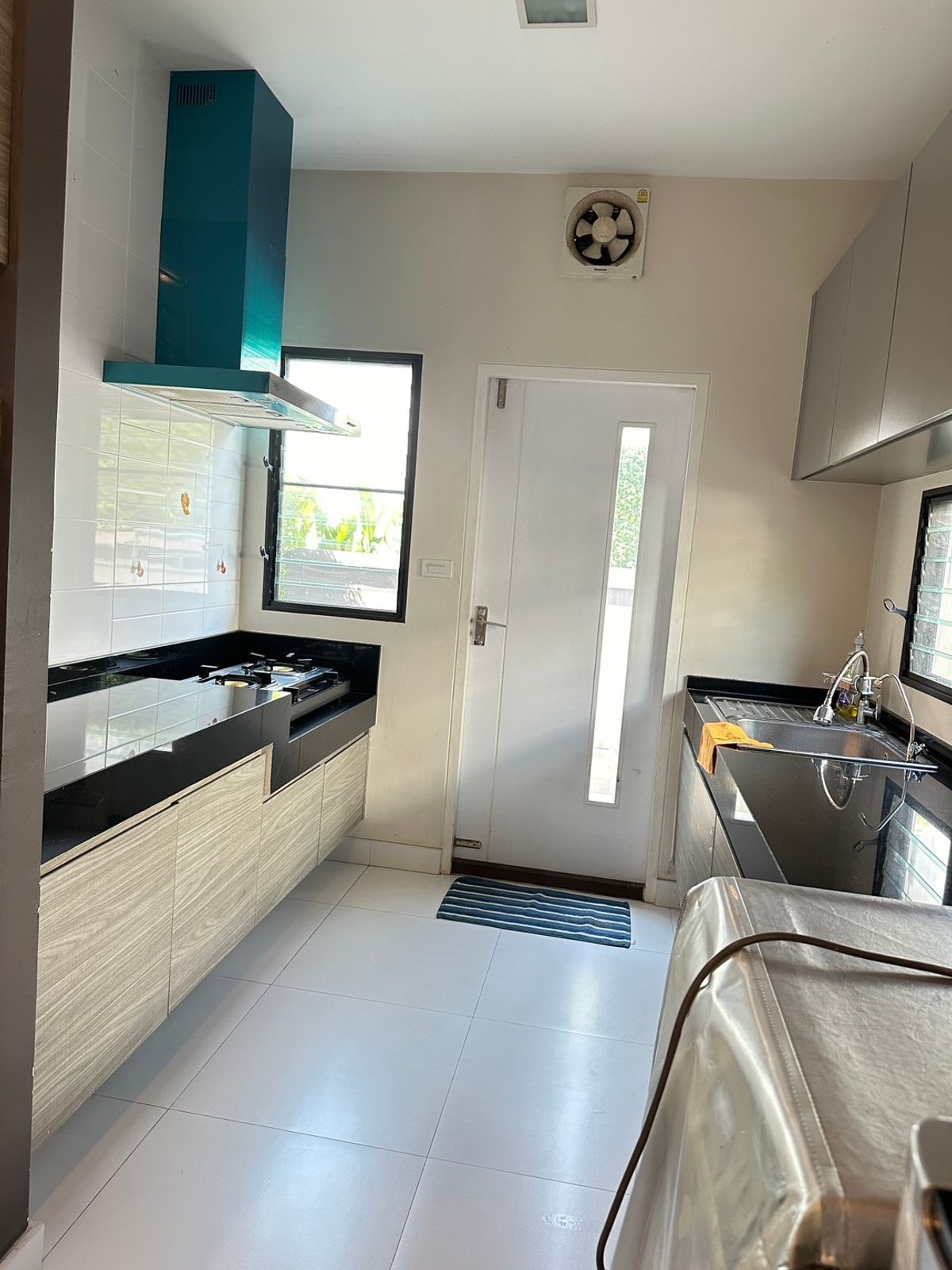 For SaleHouseBangna, Bearing, Lasalle : Special price adjustment of 2 million within August, Manthana 1 Bangna km.7