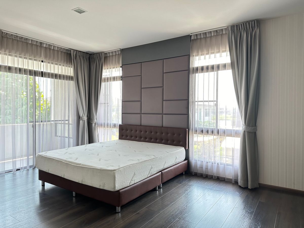 For SaleHouseBangna, Bearing, Lasalle : Special price adjustment of 2 million within August, Manthana 1 Bangna km.7