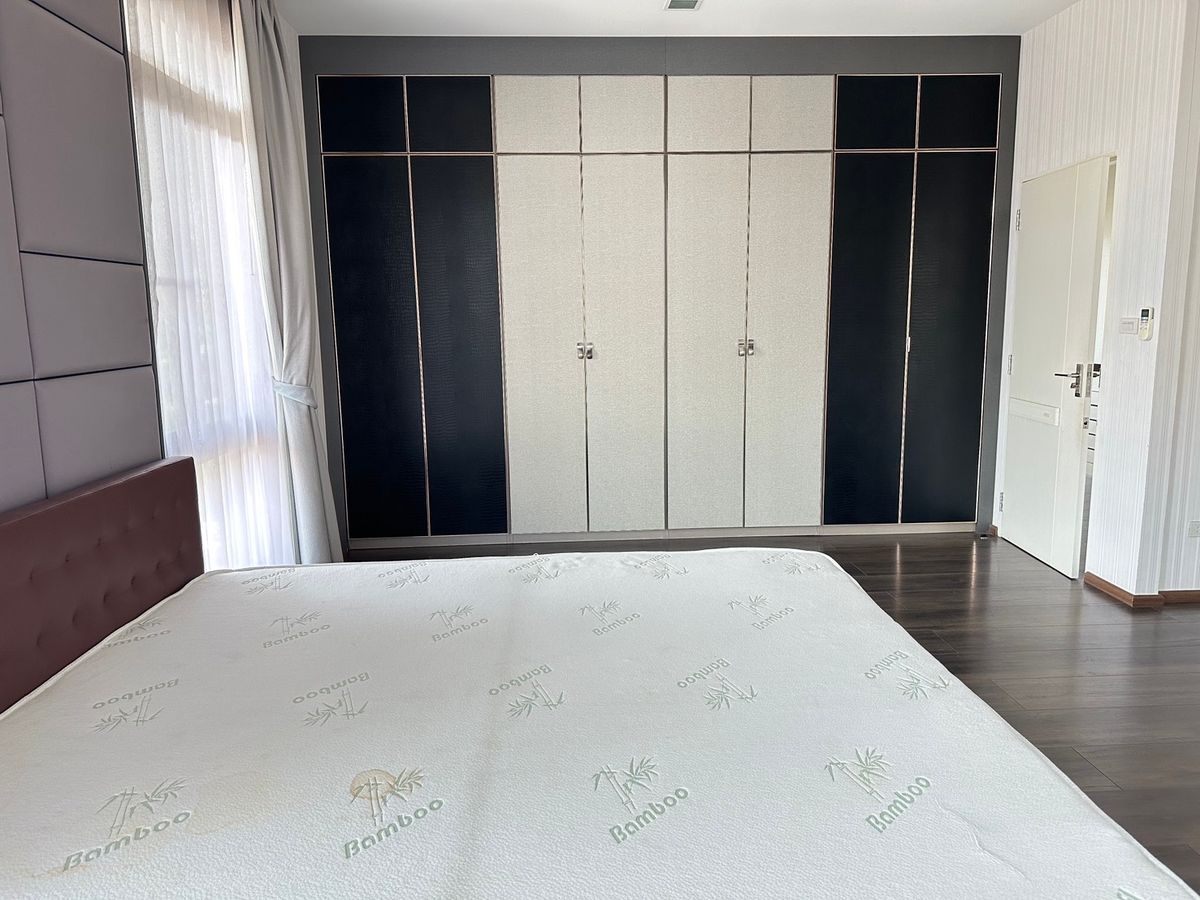 For SaleHouseBangna, Bearing, Lasalle : Special price adjustment of 2 million within August, Manthana 1 Bangna km.7