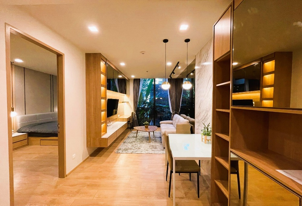 For RentCondoSukhumvit, Asoke, Thonglor : +RENT+ Noble Around 33, 1 bedroom 45 sq m. Beautiful decoration, garden view, like having a garden in front of the room. Rare item!!
