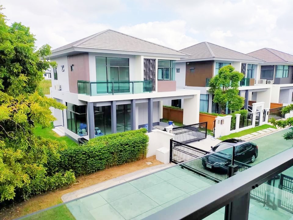 ขายบ้านพัฒนาการ ศรีนครินทร์ : ขาย บ้านเดี่ยว 2 ชั้น โครงการ เศรษฐสิริ พัฒนาการ (ซอย 87) ขนาด 88 ตร.วา. ใช้สอย 194 ตรม. หลังมุม สภาพใหม่ ไม่เคยเข้าอยู่อาศัย