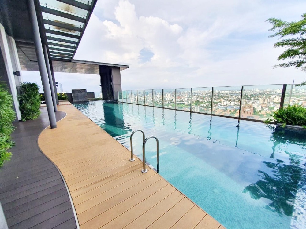 For SaleCondoSukhumvit, Asoke, Thonglor : Condo for sale, RHYTHM Sukhumvit 42, 2 bedrooms, 78.23 sqm., 23rd floor, fully furnished and electrical appliances, next to BTS Ekkamai.