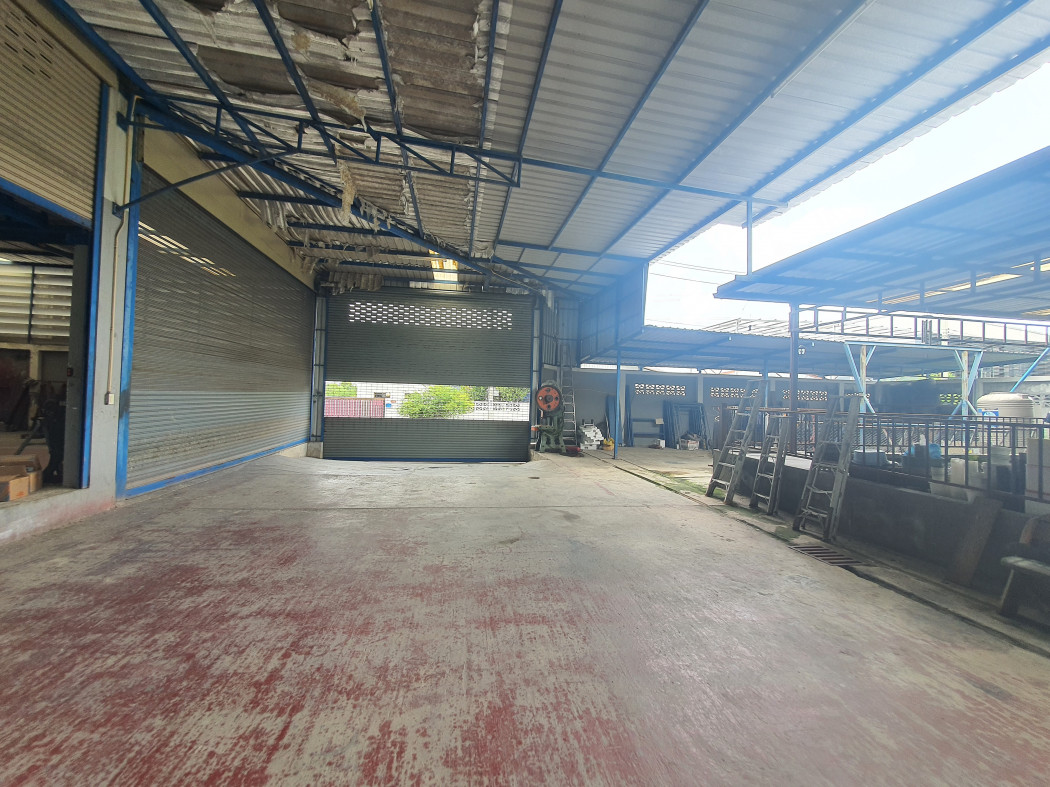 For SaleFactoryChaengwatana, Muangthong : Land for sale 1 rai with office building + residence + 3 storey warehouse Living with modern offices, good location, Soi Cityland, Nonthaburi