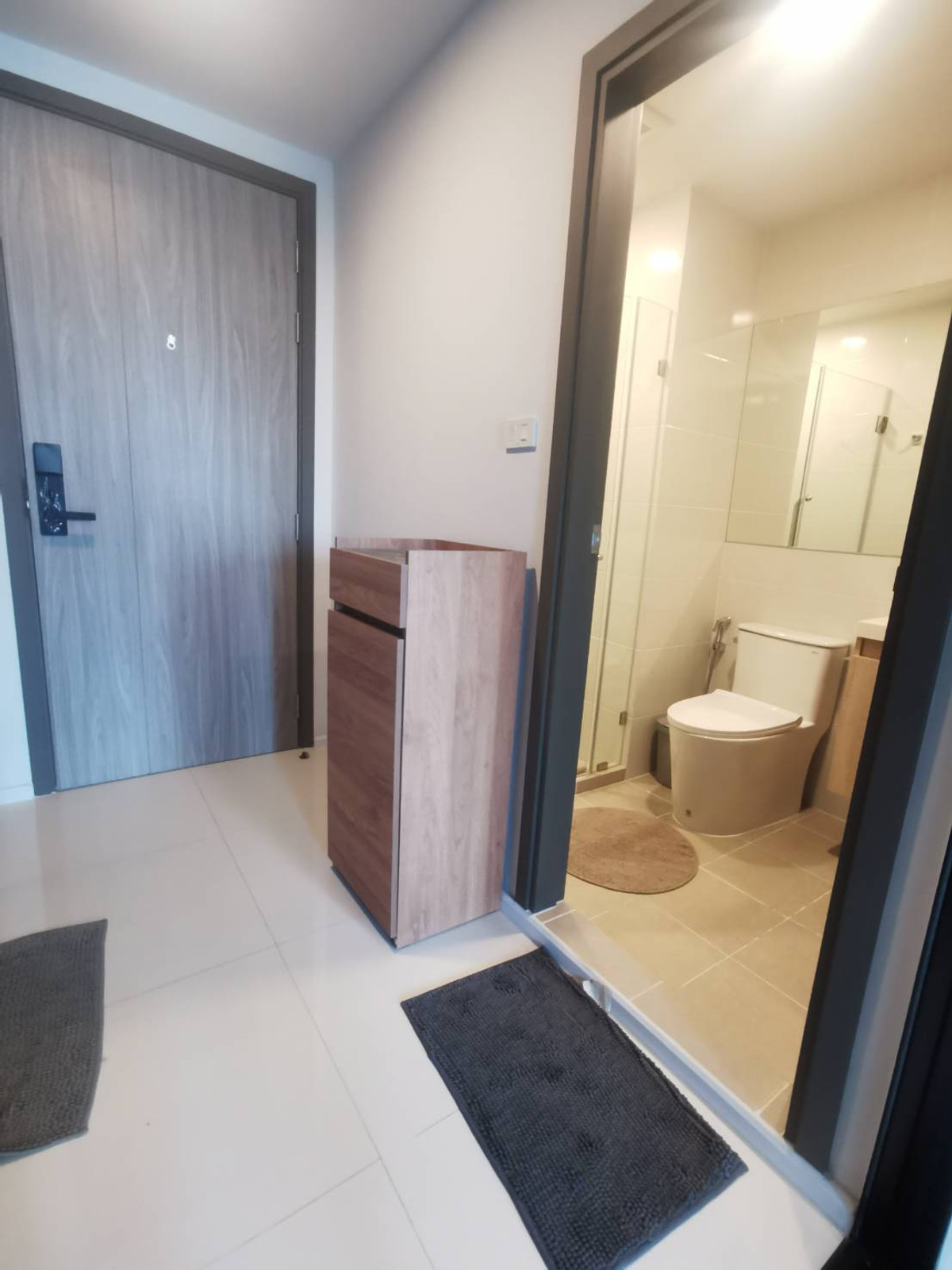 For RentCondoRatchadapisek, Huaikwang, Suttisan : (Actual room picture! ) 1 Bedroom 25 sqm. The Origin Ratchada-Lat Phrao, Soi Lat Phrao 23, near MRT Lat Phrao.